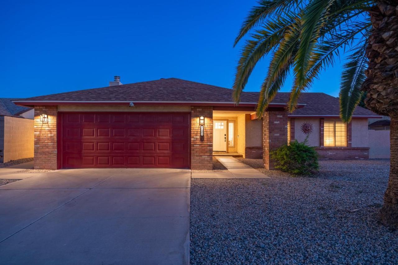 Large Pool With Diving Board, Remodeled 3Bdrm, Near State Farm Stdm And More! Peoria Eksteriør bilde