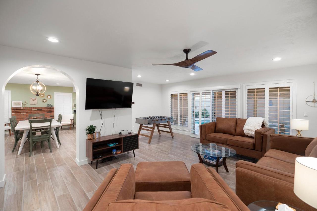 Large Pool With Diving Board, Remodeled 3Bdrm, Near State Farm Stdm And More! Peoria Eksteriør bilde